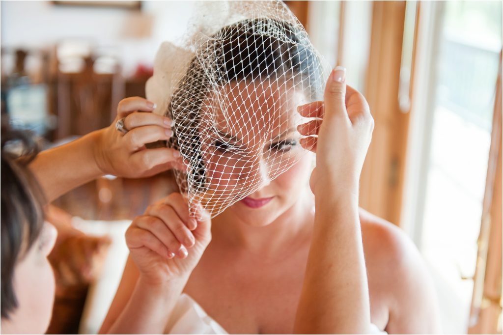 Seneca Lake NY Vineyard Wedding photos, bride getting ready photos, birdcage veil 