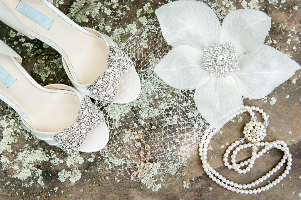 Seneca Lake NY Vineyard Wedding Photos, betsy johnson wedding shoes, birdcage veil, pearl necklace